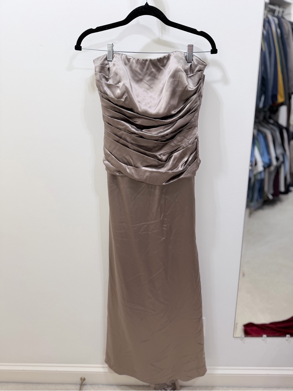 Nicole Miller Strapless Taupe Satin Ruched Evening Gown